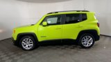 Used 2017 Jeep Renegade Latitude w/ Cold Weather Group image 5