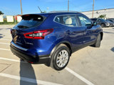 Used 2021 Nissan Rogue Sport SV image 3