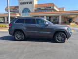 Used 2017 Jeep Grand Cherokee Limited w/ Luxury Group II image 3