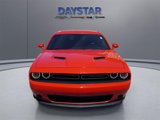 Used 2016 Dodge Challenger SXT w/ Driver Convenience Group image 6