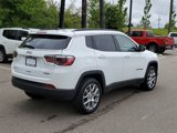 Used 2022 Jeep Compass Latitude image 4