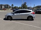 Used 2016 Ford Focus SE w/ SE Sport Package image 6