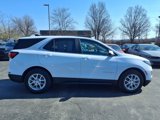 Used 2022 Chevrolet Equinox LT image 3