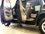 Used 2015 GMC Yukon SLT w/ Open Road Package image 3