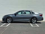 Used 2024 Volkswagen Jetta SE image 2