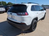 Used 2023 Jeep Cherokee Altitude Lux image 3