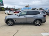 Used 2024 BMW X5 sDrive40i w/ Premium Package image 2