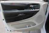 Used 2019 Dodge Grand Caravan SE image 6