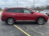 Used 2014 Nissan Pathfinder SL w/ Cargo Package image 3