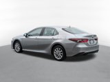 Used 2022 Toyota Camry LE image 4