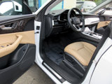 Used 2023 Audi Q8 Premium image 6
