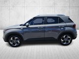 Used 2022 Hyundai Venue SEL image 2