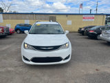 Used 2017 Chrysler Pacifica Touring-L image 5