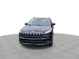 Used 2016 Jeep Cherokee Limited image 3