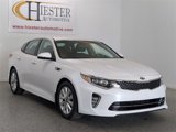 Used 2018 Kia Optima S image 2