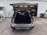Used 2018 Nissan Rogue SL w/ Premium Package image 5