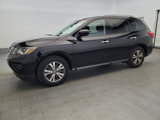 Used 2020 Nissan Pathfinder SV image 2