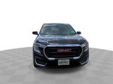 Used 2024 GMC Terrain SLE image 3