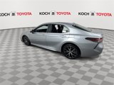 Used 2023 Toyota Camry SE image 6