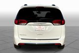 Used 2017 Chrysler Pacifica Touring-L Plus image 5