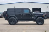 Used 2018 Jeep Wrangler Unlimited Sahara image 5