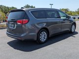 Used 2018 Chrysler Pacifica Touring Plus image 5