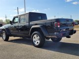 Used 2023 Jeep Gladiator Sport image 4