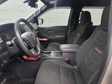 Used 2023 Nissan Frontier Pro-X w/ Pro Convenience Package image 4