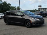 Used 2018 Chrysler Pacifica Limited w/ Advanced Safetytec Group image 1