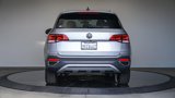 Certified 2024 Volkswagen Taos SE image 3