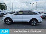 Used 2022 Kia Sorento S image 3