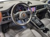 Certified 2025 Porsche Macan image 4