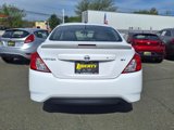 Used 2019 Nissan Versa SV image 4
