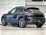 Certified 2024 Porsche Macan image 3