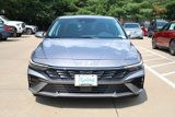 Certified 2025 Hyundai Elantra SEL image 3