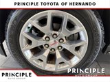 Used 2018 GMC Yukon SLE w/ SLE Value Package image 5