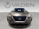 Used 2022 Nissan Rogue SV image 2