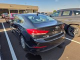 Used 2017 Hyundai Elantra SE image 4