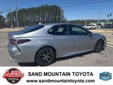 Used 2021 Toyota Camry SE image 3