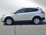 Used 2015 Toyota RAV4 LE image 2