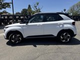 Used 2024 Hyundai Venue Limited image 5