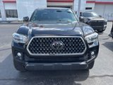 Used 2018 Toyota Tacoma TRD Off-Road image 5