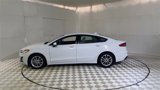 Used 2020 Ford Fusion SE image 5