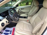 Used 2018 Ford Taurus SEL w/ Equipment Group 201A image 6
