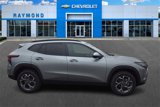 New 2025 Chevrolet Trax LT w/ LT Convenience Package image 2