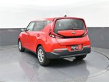 Used 2021 Kia Soul LX image 3
