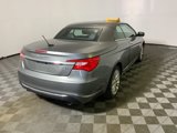Used 2011 Chrysler 200 Limited image 4