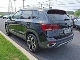 Certified 2022 Volkswagen Taos SEL image 4