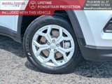 Used 2024 Jeep Compass Latitude image 3