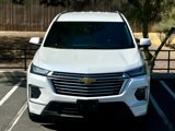 Used 2023 Chevrolet Traverse Premier image 2